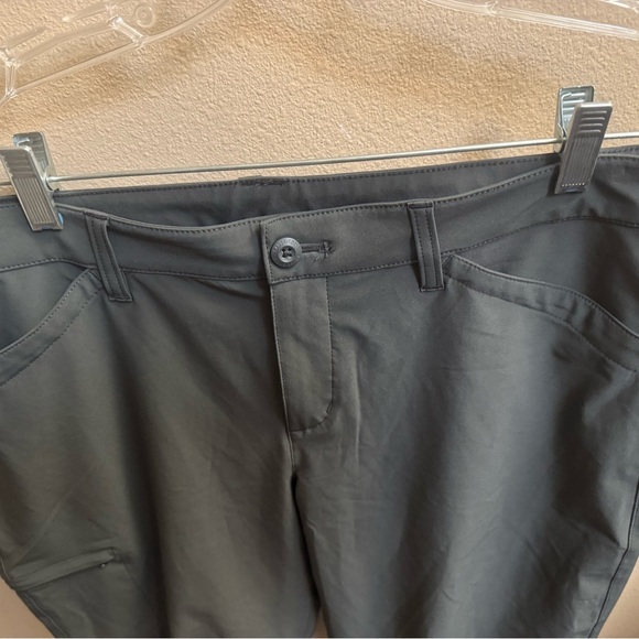 EDDIE BAUER Women's Ruched Capri Hiking Pants Size 12 Gray Travel Stretch - Picture 10 of 14